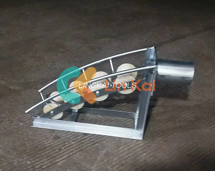မြေအောက်လျှပ်စစ်တပ်ဆင်မှုအတွက် 10kN MC Nylon Cable Pithead Roller