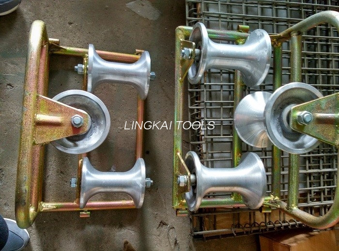10 KN Corner Cable Roller သုံးခု Sheave Corner Ground Roller စည်းဝေးပွဲ