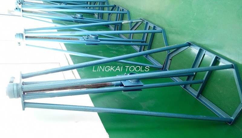 30 KN လျှပ်စစ်ကြိုးဆွဲကိရိယာများ Screw Adjustable Jack Stands Mechanical Cable Drum Jack