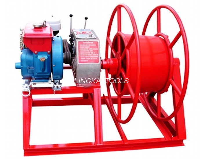 3600rpm အမြန်နှုန်း 5 Ton Power Puller Winch Wire သည် GX160 ဓာတ်ဆီအင်ဂျင်ဖြင့် တက်သည်